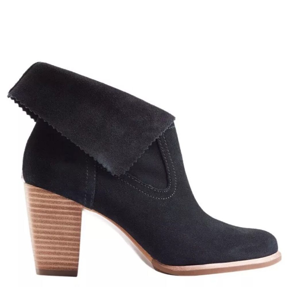 NEW UGG Thames Black Suede Ankle Heel Boots
